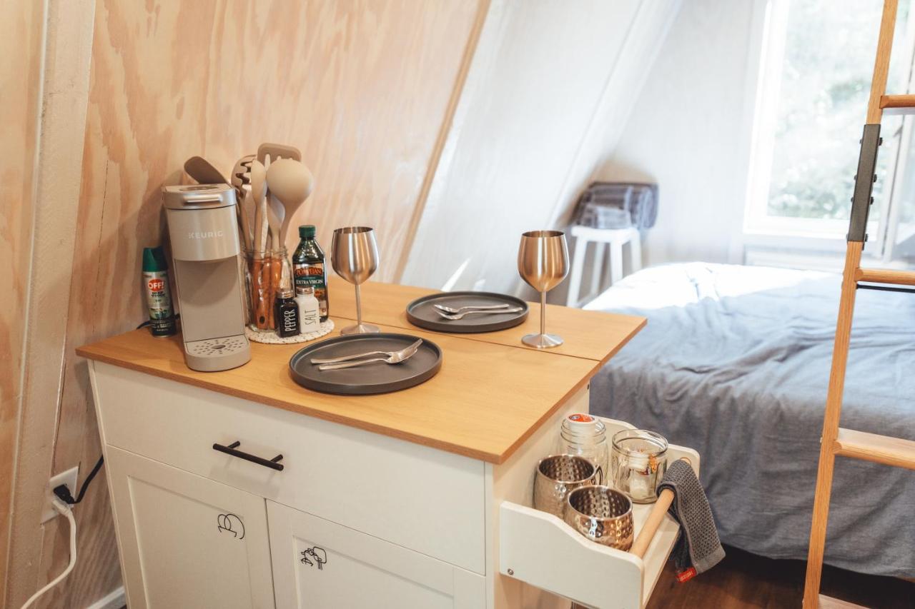 Blue Brambler Glamping A-Frame Apartment Rockbridge Exterior photo