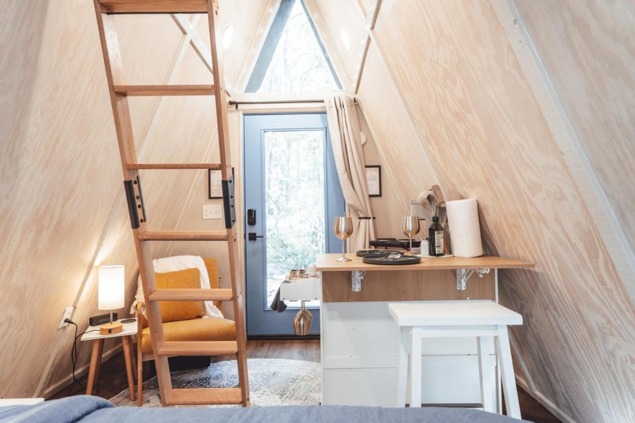 Blue Brambler Glamping A-Frame Apartment Rockbridge Exterior photo